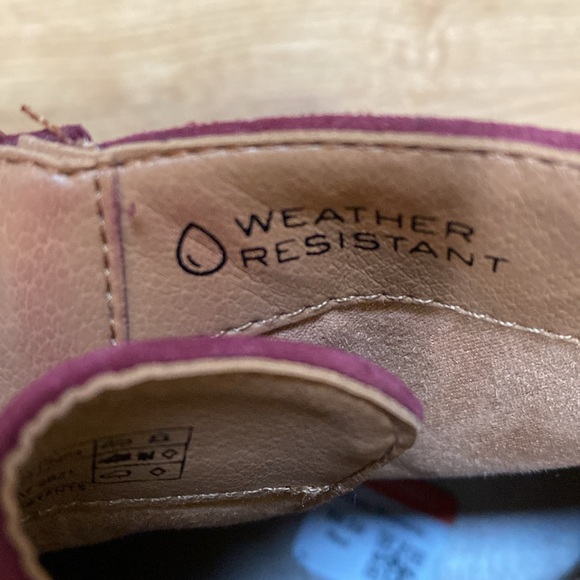 Vionic Suede Lani boot - Picture 8 of 10